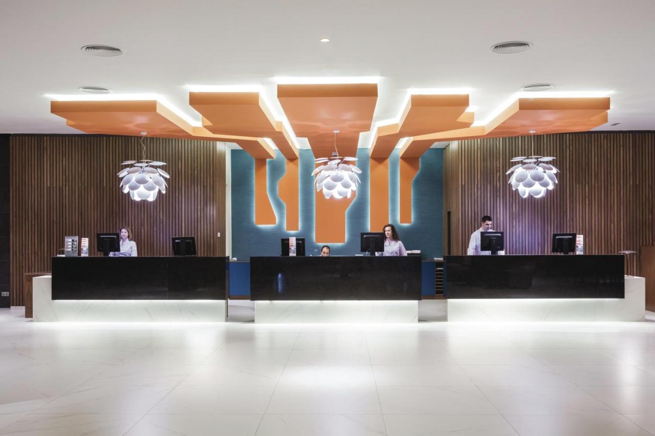 Отель Riu Costa Del Sol Торремолинос Экстерьер фото